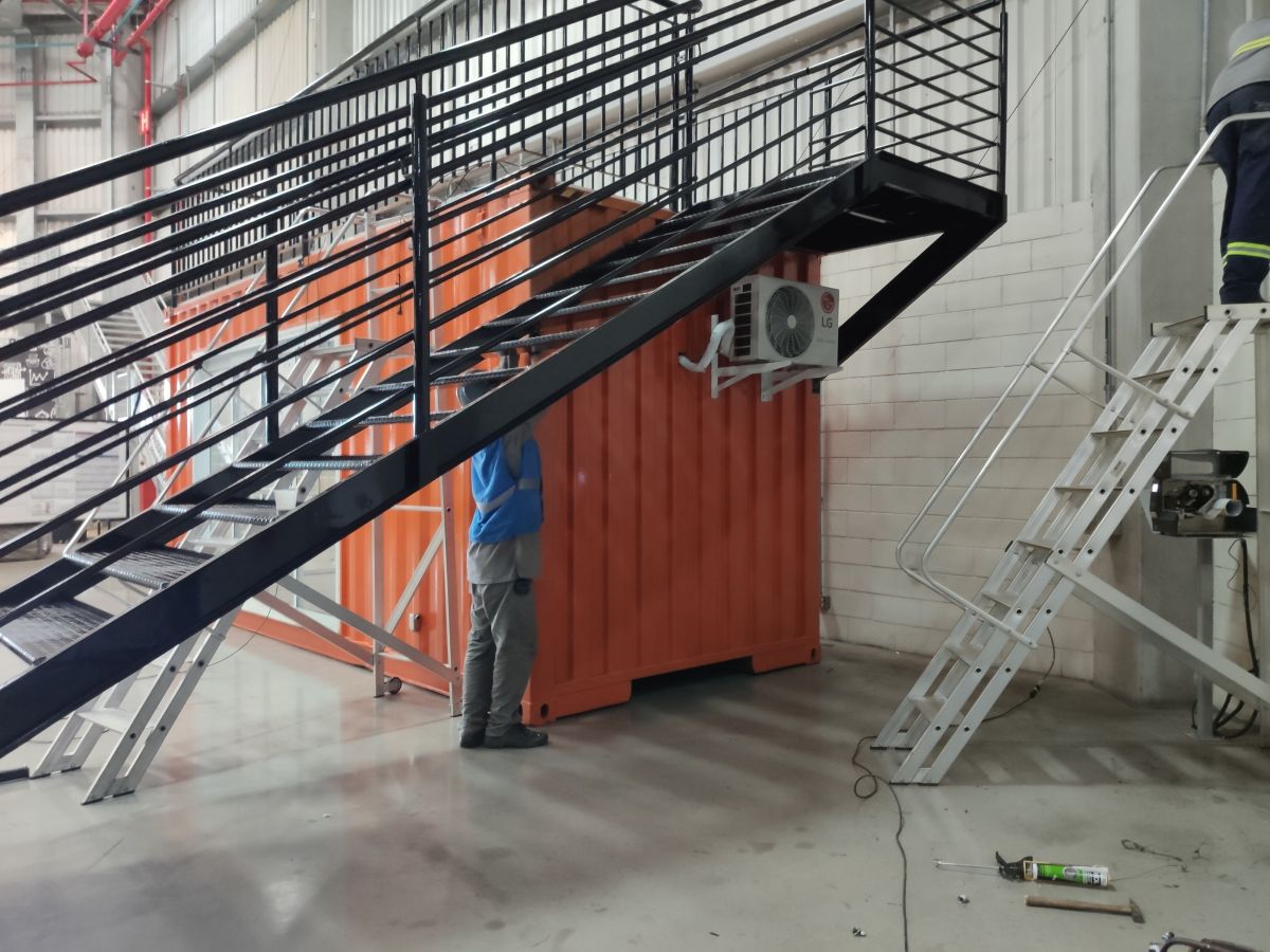 Container Stand de Vendas 20 pés / Container escritório / Container sala de reunião  Scania Latin América ( Projete  janeiro 2020)  Imagem 13